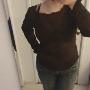 Spettströja - Brun vintage spetts/mesh tröja inga slitage