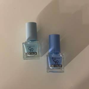 Säljer två superfina nagellack som är i två olika blåa färger! Båda är helt oanvända🩵💙 Man kan välja att köpa båda två eller bara en av de! Båda för 10kr och en för 5kr