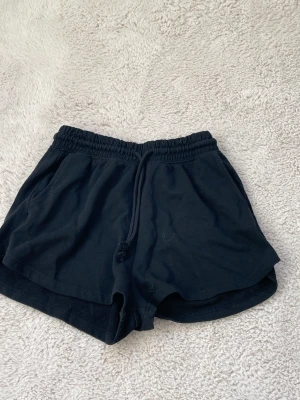  Shorts  - Bra skick