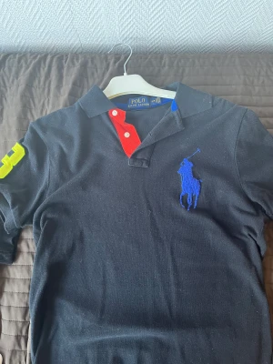 Ralph Lauren pike - RL pike, storlek S, använt den cirka 5 gånger.