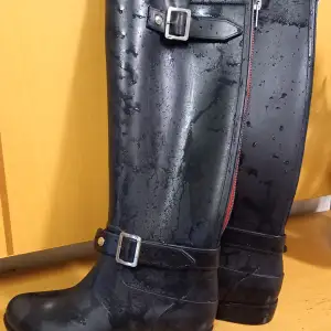 Gummy boots, size 37. Original price EUR 140.