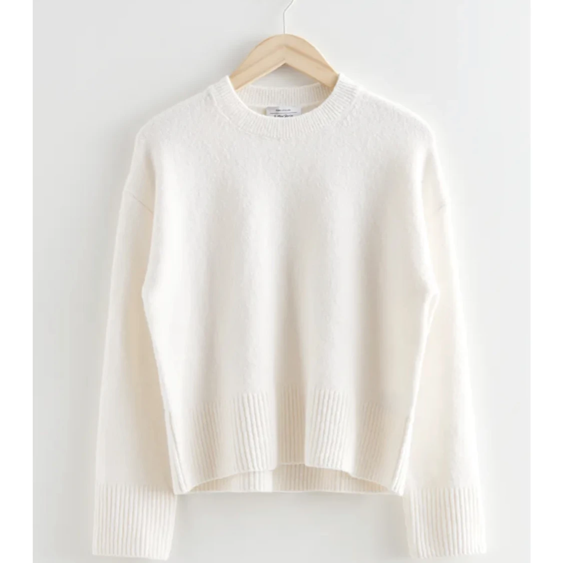 Stickad & Other Stories tröja 