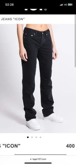 Lågmidjade jeans - Säljer dessa Lågmidjade jeans från lager 157 aldrig använda och är i storlek L