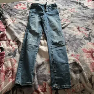 Blåa skinny jeans 