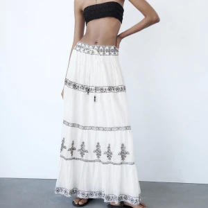 Långkjol Zara - Oanvänd! Lapp kvar! Köptes för 699kr! Slutsåld! 