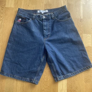 Polar Big Boy shorts - Big boy shorts i storlek L Fint skick, inte använda jättemycket 