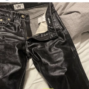 Eytys byxor - Säljer mina eytys byxor, dom är i bra skick men använder inte så ofta längre! 