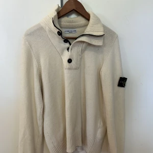 Stone island sweatshirt - Stickad Stone island 3/4 zip! Bra skick!