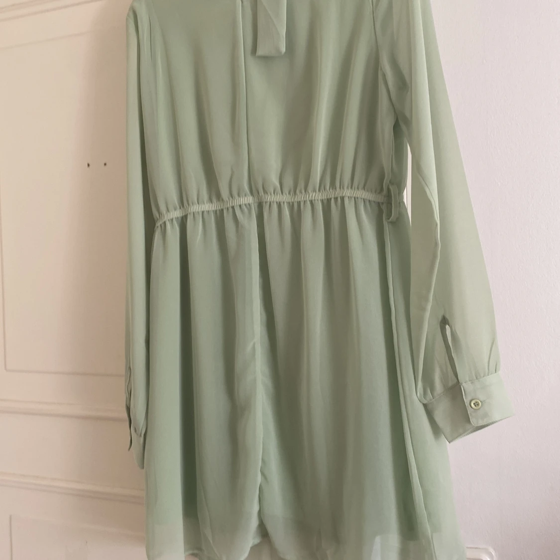 Grön klänning med skärp - 90