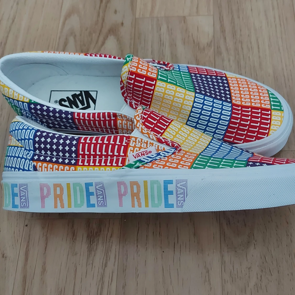 Pride vans  - 90