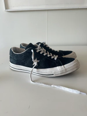Converse One Star - Använda men i bra skick Storlek 43