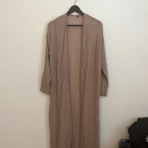 Lång cardigan - Använd några gånger 