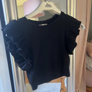 Topp - Tröja från zara i storlek S 
