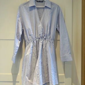 Zara klänning s 💙 - Använd en gång, så fin, jättebra skick! Försten till kvarn 💙