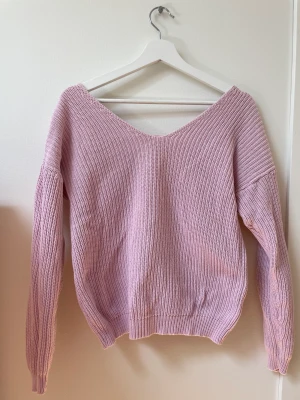 Tjocktröja med öppen rygg - Jättefin