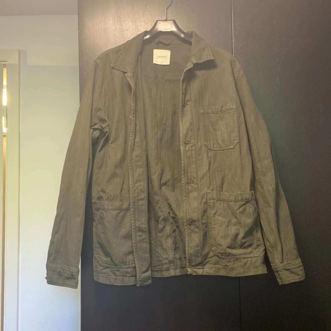 Grön overshirt A day’s march