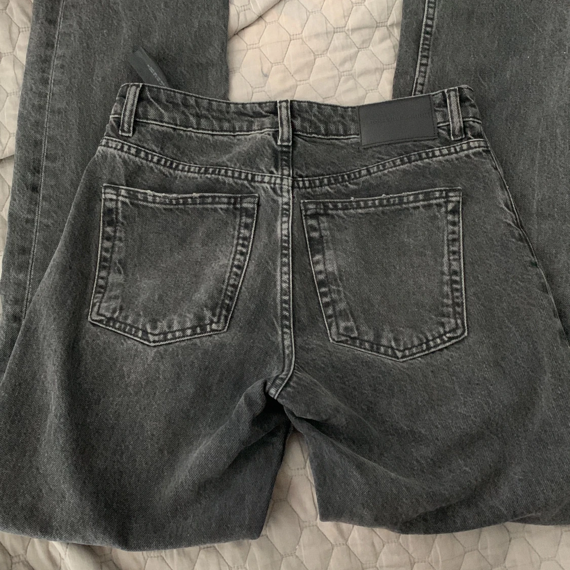 Zara mid waist stright jeans  - 91
