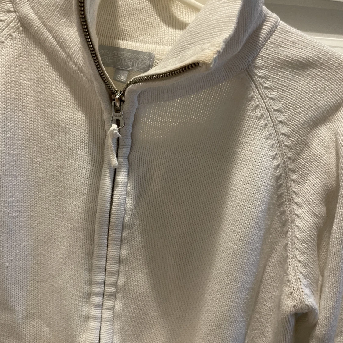 Vit stickad tröja  - 90