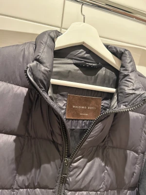 Massimo dutti jacka - Massimo dutti jacka storlek S/M skick 7/10 nypris 1299