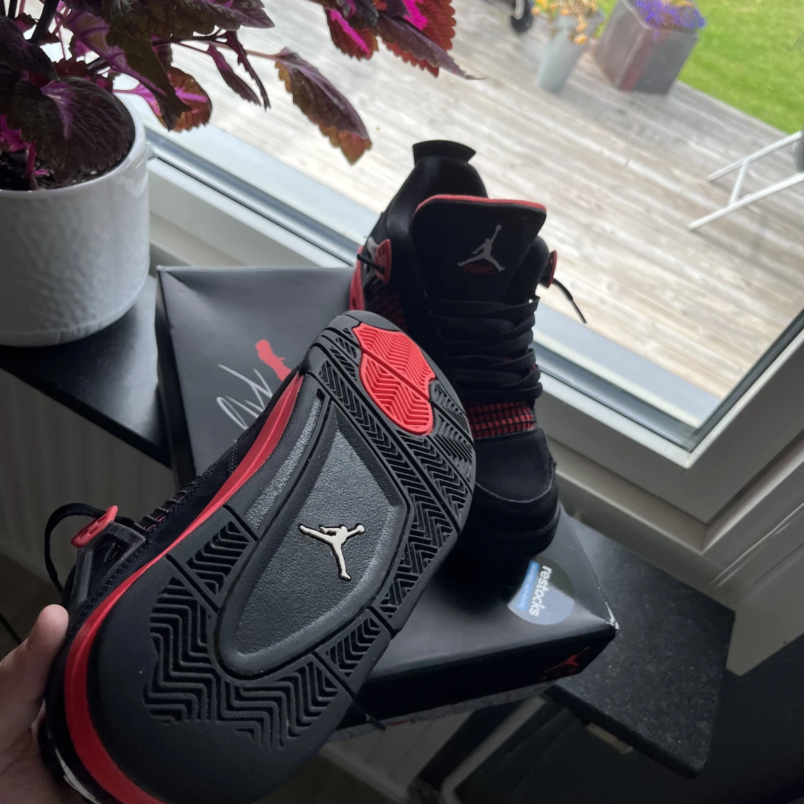 Jordan 4 Retro Red Thunder  - 43