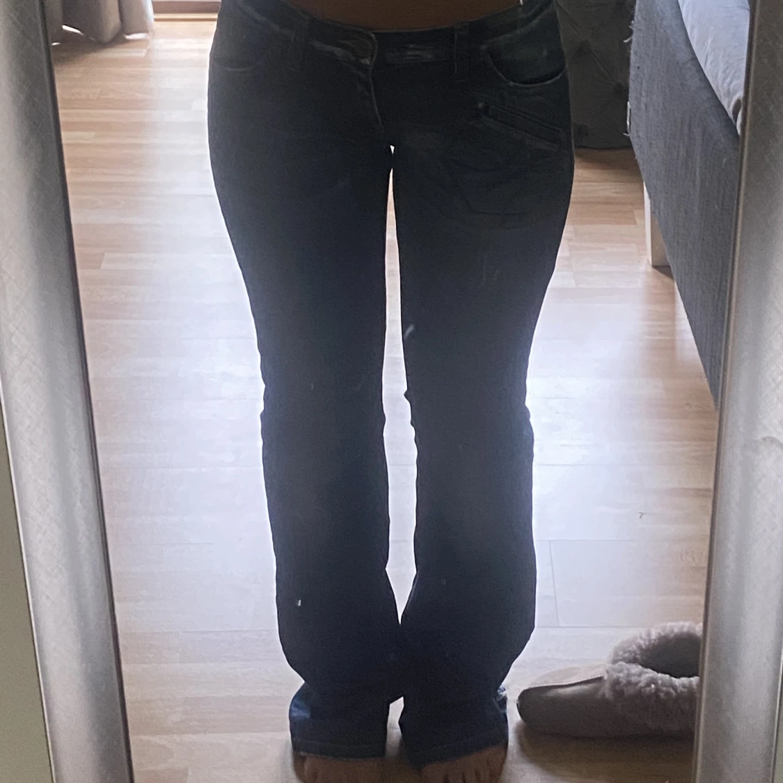 lågmidjade jeans