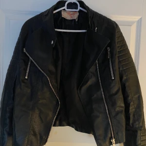 Skinnjacka Madlady  - Fin skinjacka "Moto jacket" från Madlady