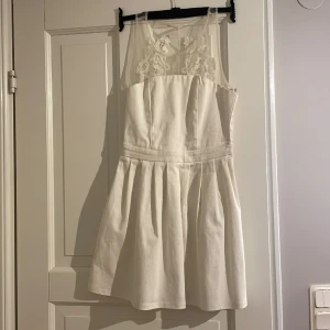 Vacker klänning - Supervacker klänning 