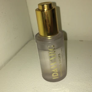 Ida Warg tanning drops  - Säljer denna för den ej används längre använt 9ml så 36 ml kvar köpte för 300 säljer för 150