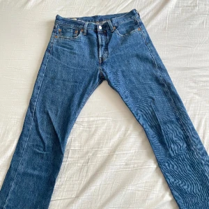 Levis byxor - Levis 501, väldigt bra skick