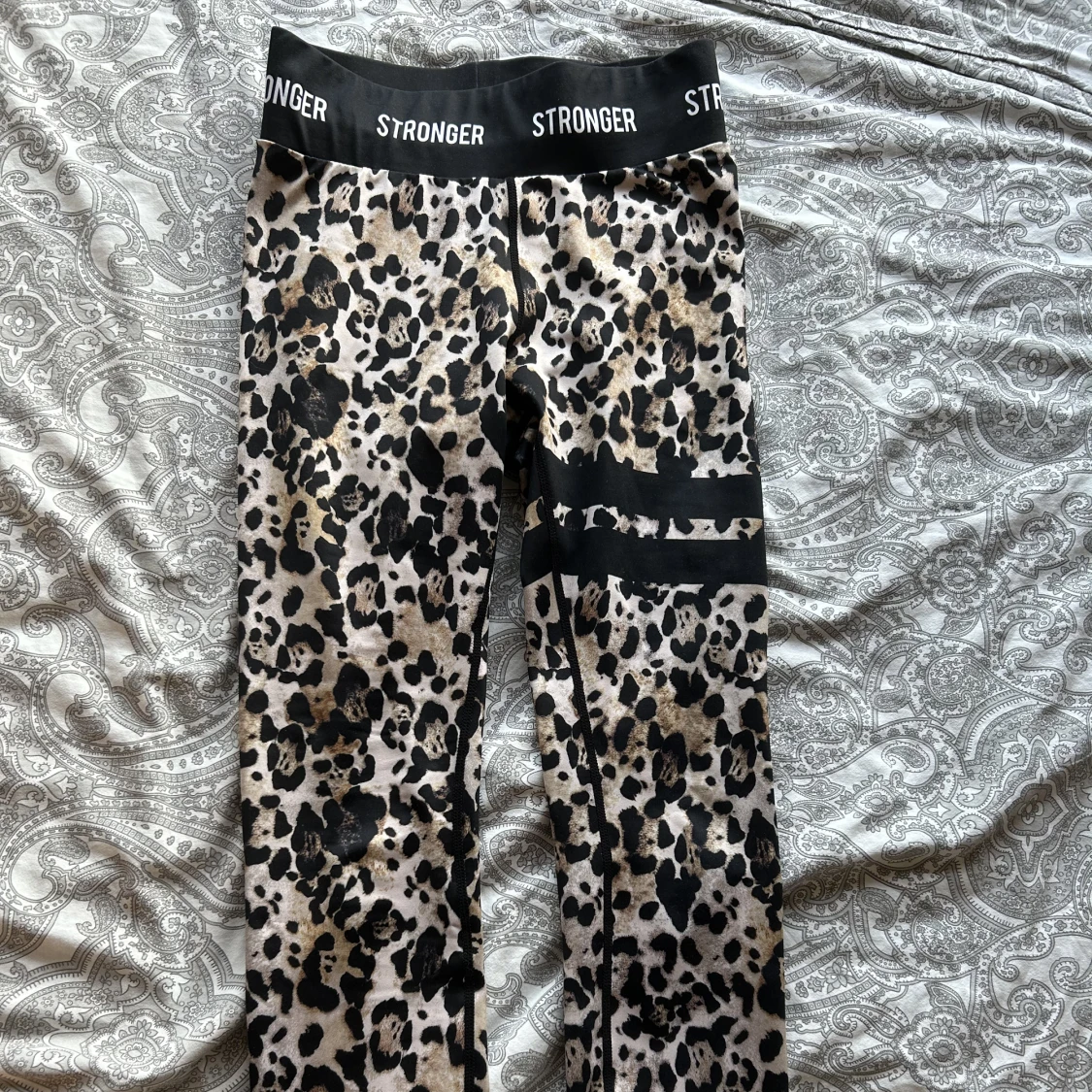 Tränings byxor  - 90