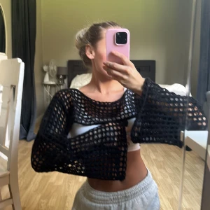 Svart bolero  -  bolero oanvänd 