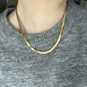 Guld halsband  - Aldrig använt. fått i present