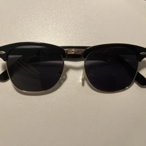 Solglasögon från Junkyard  - Bra skick! 