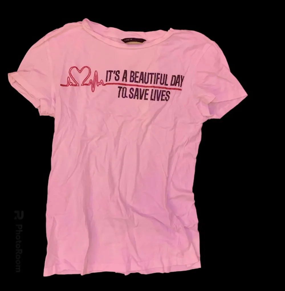 Använder aldrig. Greys anatomy, ”it’s a beautiful day to sve lives”. T-shirts.