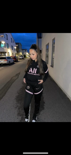 PSG SETT - psg sett i strl s och bra skick 