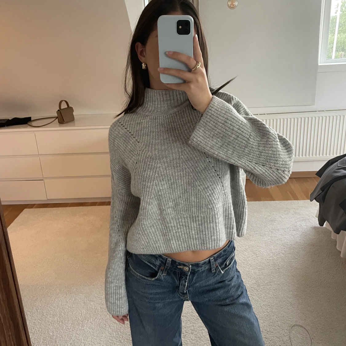 Grå stickad tröja från Gina Tricot - 90