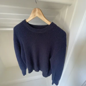 Stickad tröja - I bra skick