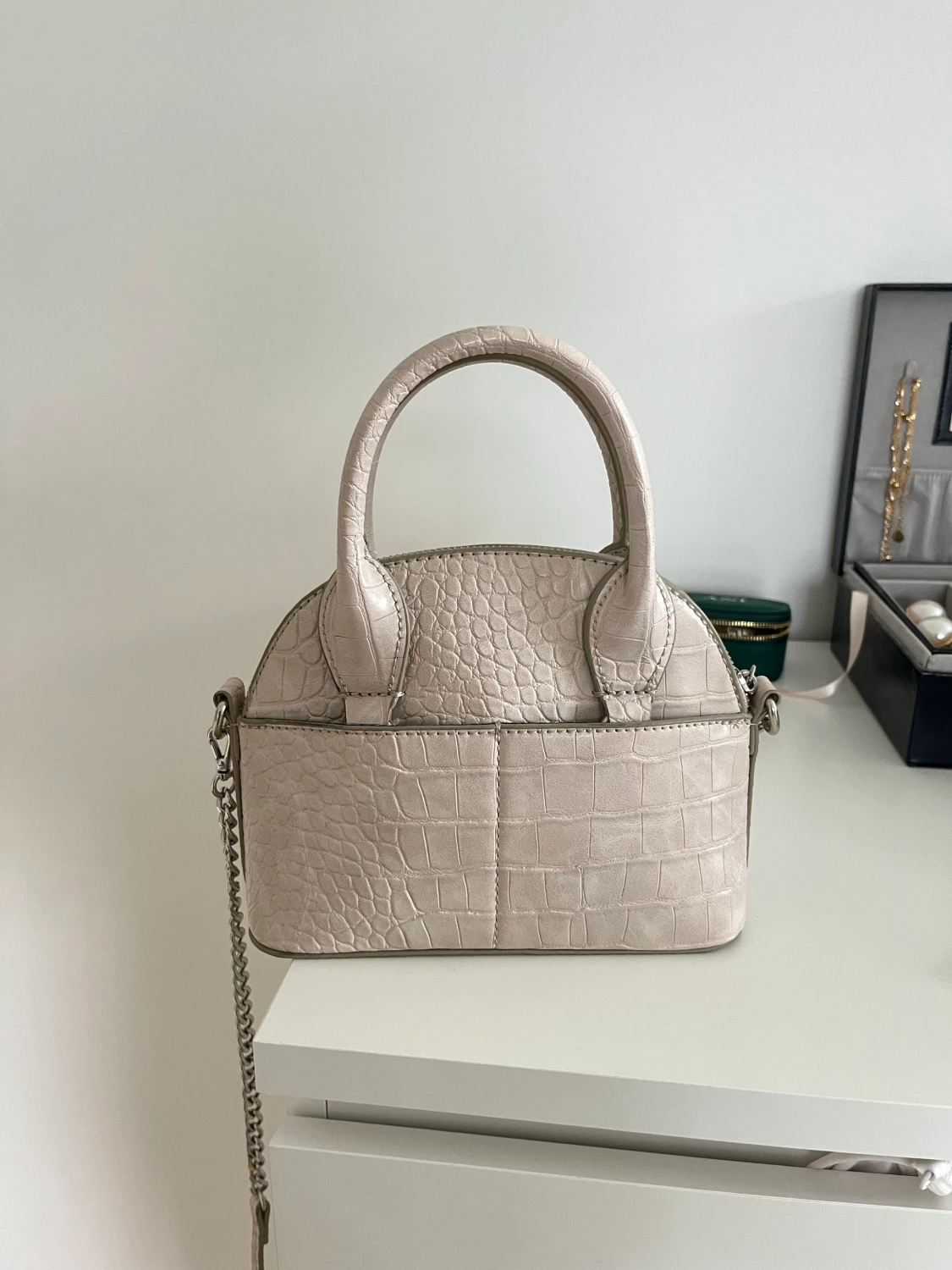 Beige axelremsväska från Zara