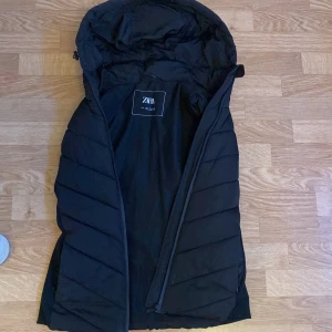 Zara väst  - Använd ungefär 4 gånger om 