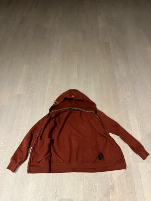 Sailracisng kofta  - Storlek s orange fär 