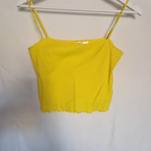 Linne - Kort linne från h&m i strl s. Superstretchig