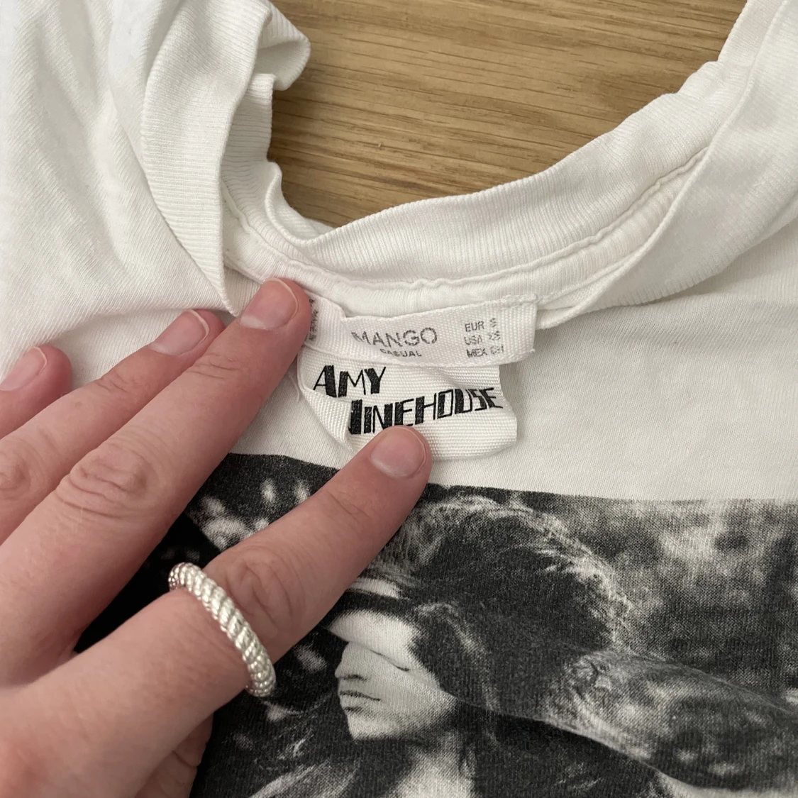 Vit tshirt med tryck - 91