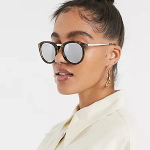 Le specs solglasögon - Le specs - no smirking Solglasögon i fint skick - sparsamt använda, inga tydliga defekter 