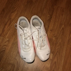 Puma sneakers  - Puma sneakers storlek 38⭐️✨⚡️💕