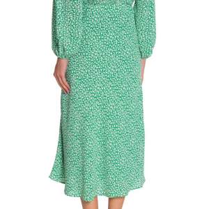 Grön kjol från neo noir, nyskick. Nypris 749kr