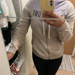 Lexington set - Set från lexington i beige knappt använt. 400kr styck annars 700kr för båda 