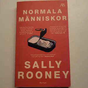 Normal people svensk översättning av skrivaren sally rooney DO NOT BUY IMMEDIATELY!! YOU WILL NOT BE REFUNDED DM ME To BUY