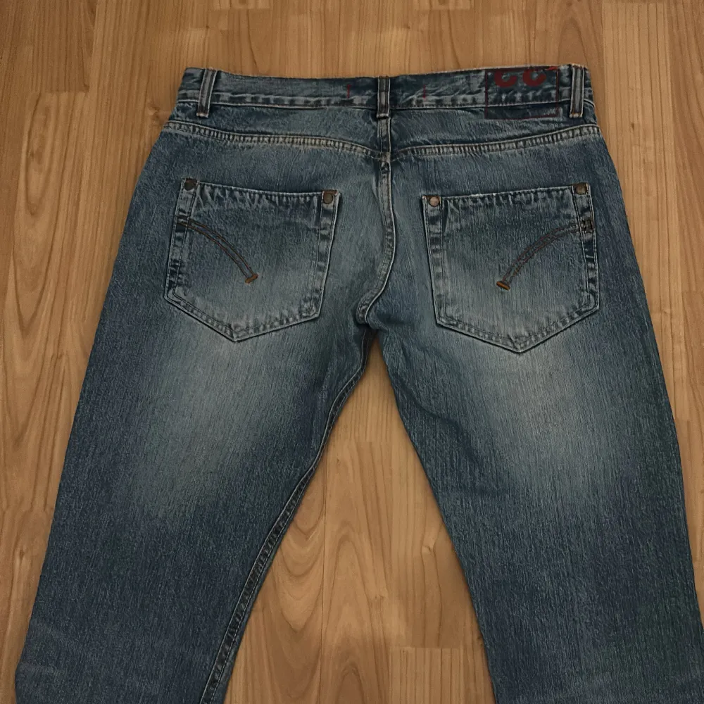 Ett par dondup jeans fräscha o sköna. Jeans & Byxor.