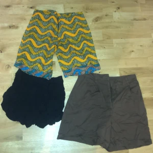 Short  - 50kr each, sold seperatly , 