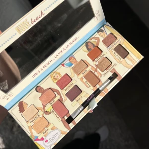 The balm ögonskuggor  - Säljer min knappt använda ögonskuggspalett 💖